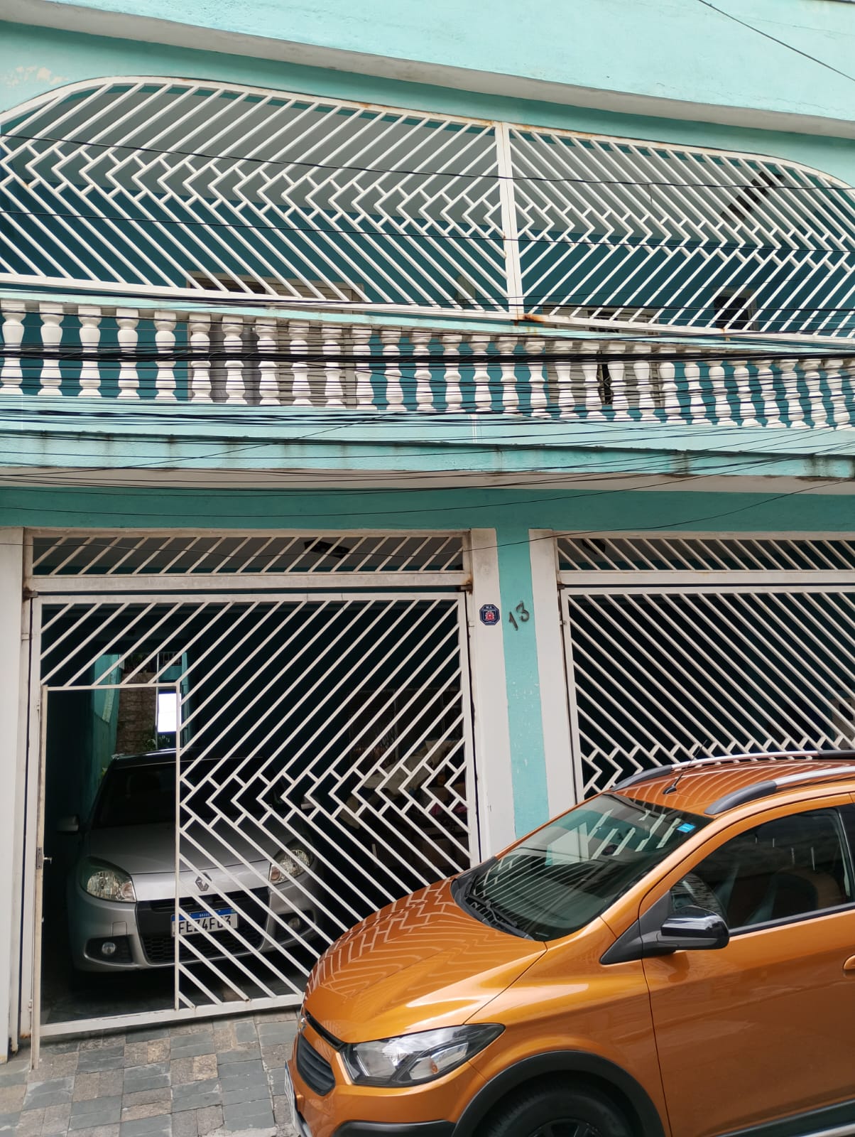 Casa ampla com 4 quartos e quintal no Jardim São Gabriel